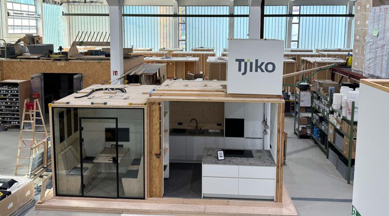 Tjiko Modulbad in der Produktionshalle